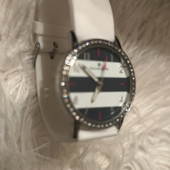 SAILOR JANE • Flirty , simple Watch w/white Band and bit o bling!  Like New - Picture 5 of 9